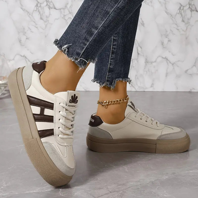 Fina - Einzigartige Und Bequeme Sneakers