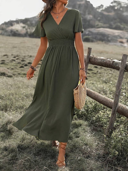 Helma – Elegantes Kurzarmkleid Mit Chorkragen