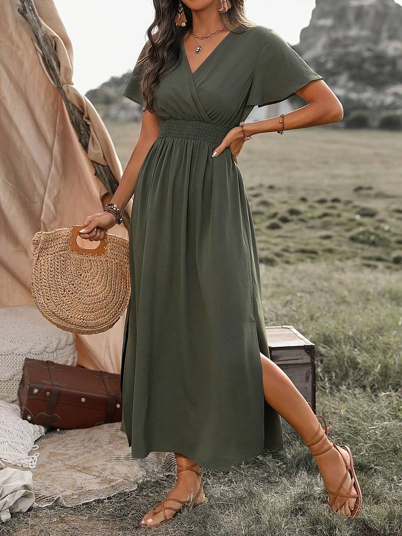 Helma – Elegantes Kurzarmkleid Mit Chorkragen