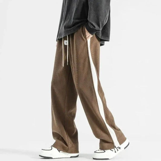 Kuschelig warme Jogginghose für Männer in beigem Design, ideal für Komfort und Stil.